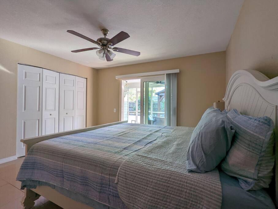 3Bed & 2Bath Property Couple Minutes From Siesta Key Beach & Downtown Сарасота Экстерьер фото